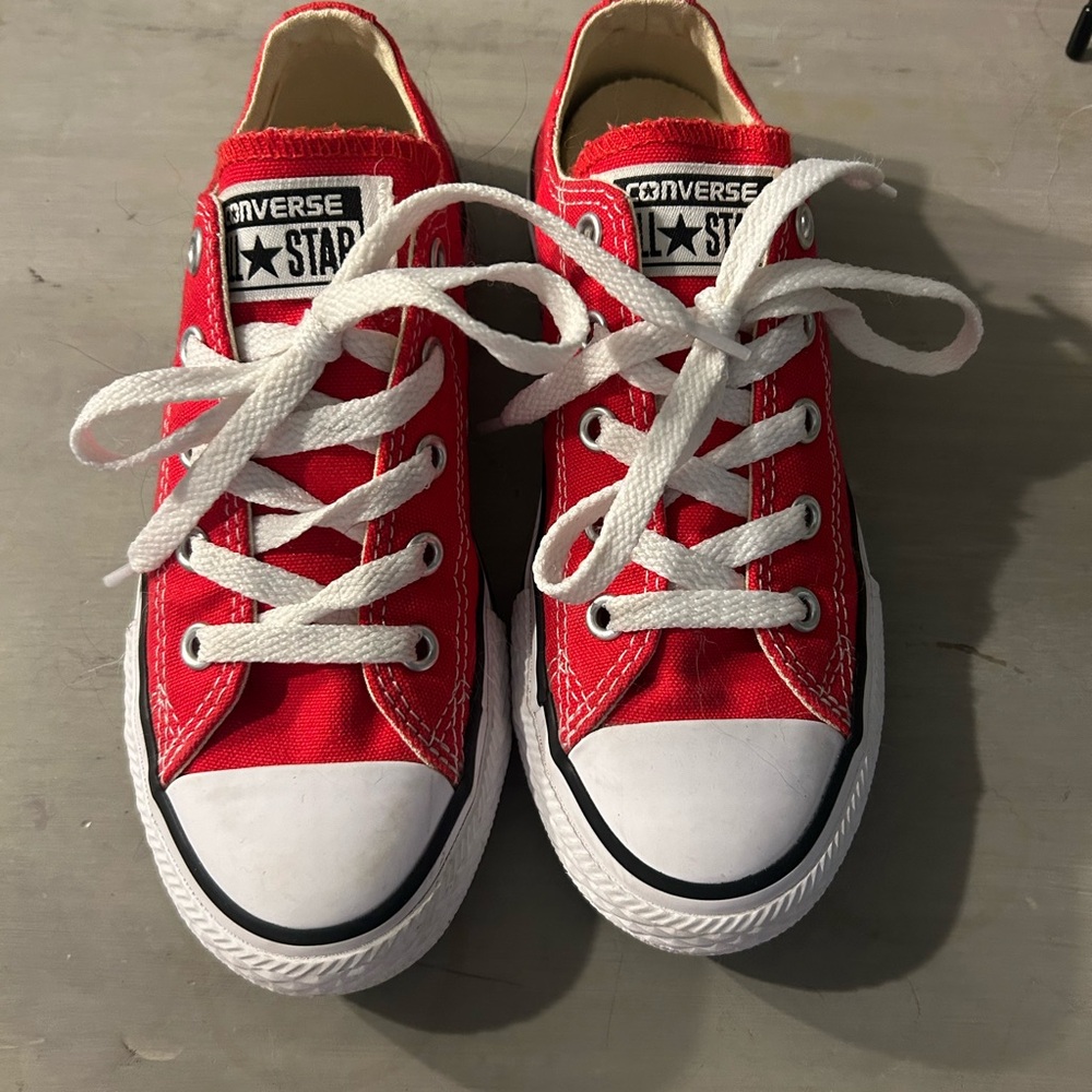 Kids Converse Red Low-Top Sneakers Size 13